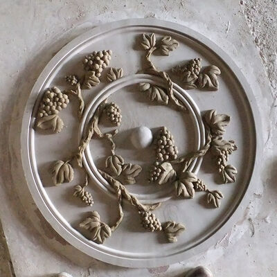 buy Sand Stone Statue Round Grape Vine Relief Ceiling Decorative Medallion online manufacture